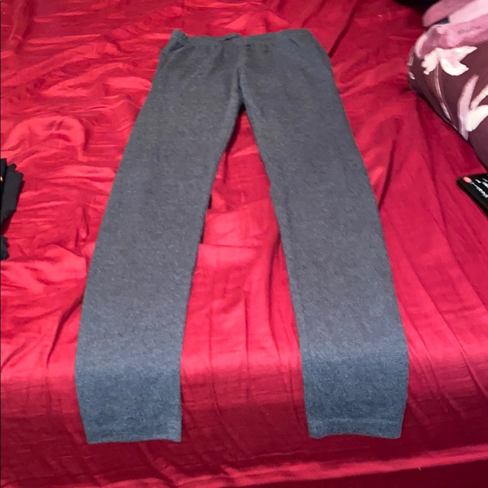 Grey skin tight legging